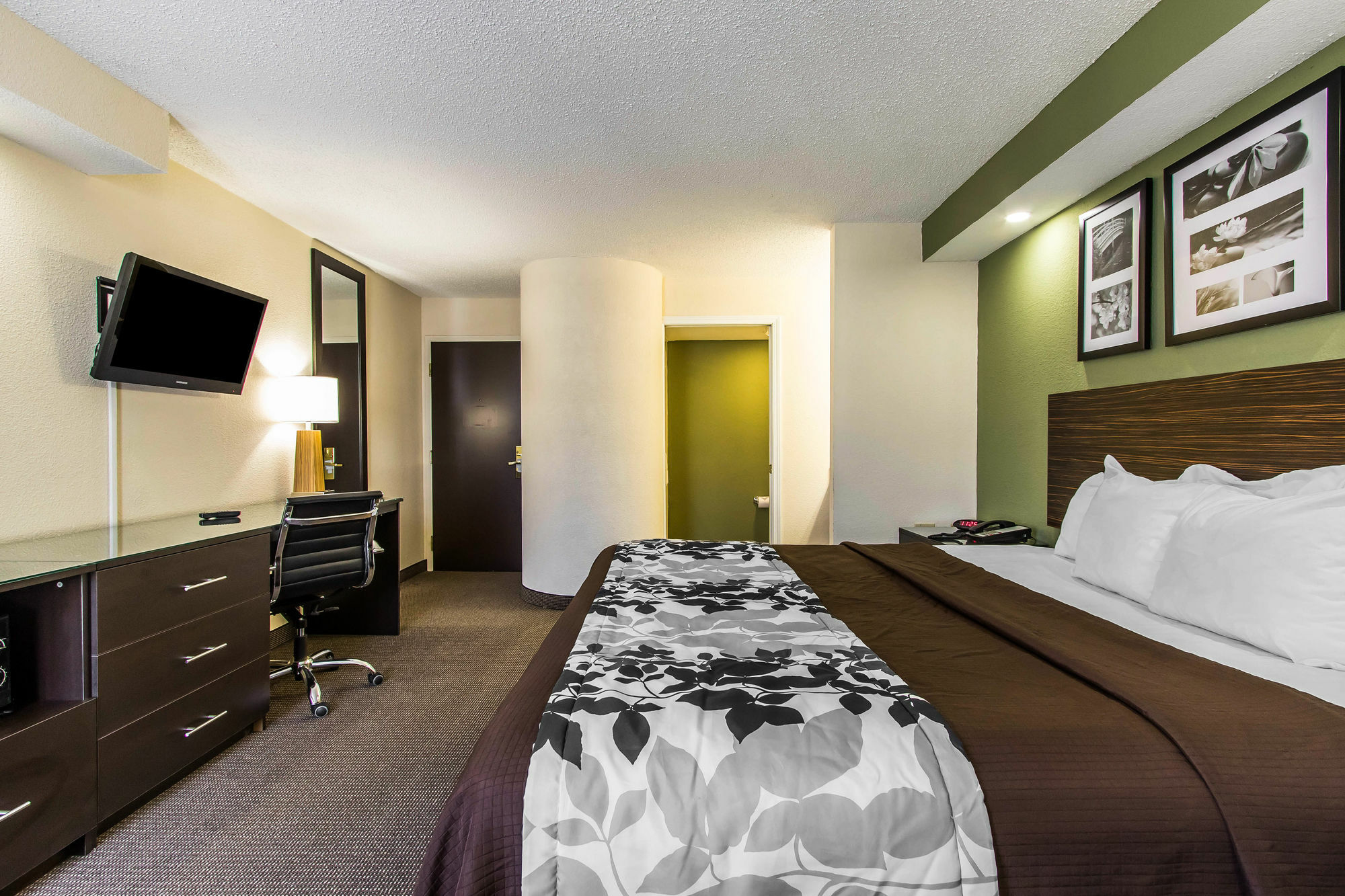Quality Inn Memphis Northeast Near I-40 מראה חיצוני תמונה